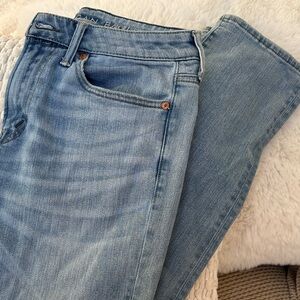 American Eagle Outfitters Light Blue Denim Jeans
